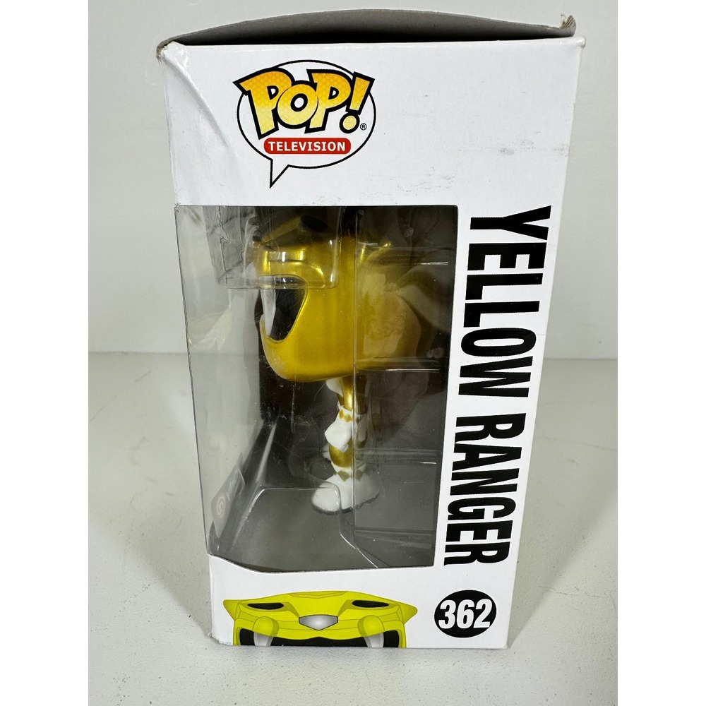 Funko Pop! Mighty Morphin Power Rangers Yellow Ranger‎ 362 GameStop Exclusive - Picture 2 of 5